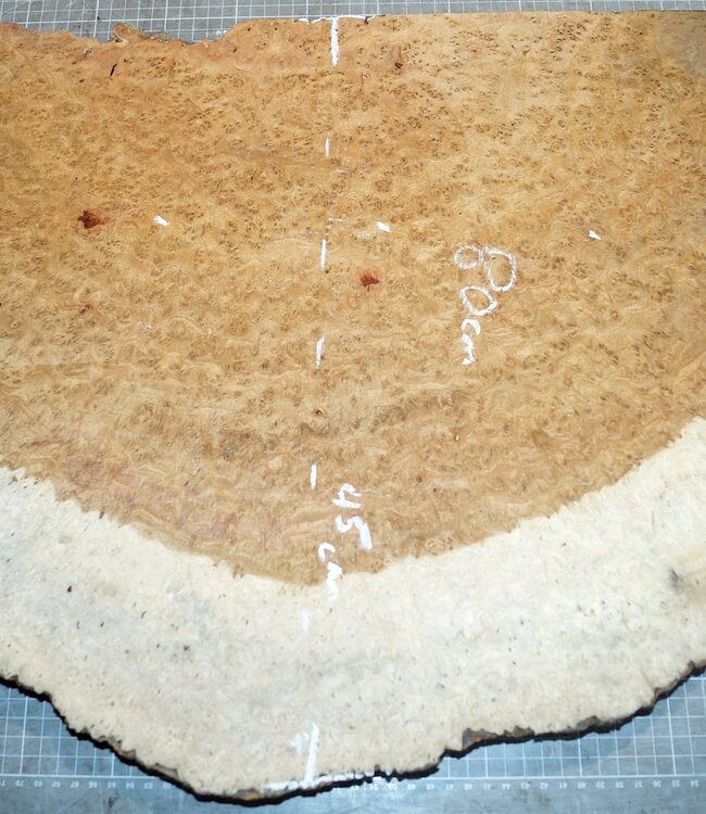 Amboina Maser, ca. 770 x 420 x 45mm, 9,2kg