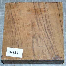 Olive, approx. 150 x 145 x 49mm, 1,1kg