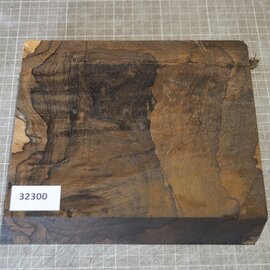 Zirikote, ca. 202 x 173 x 54mm, 2kg