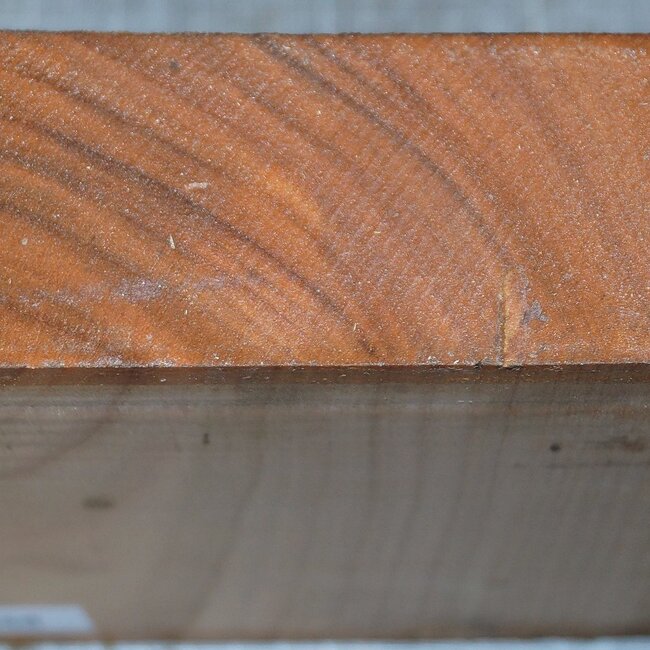 European cherry approx. 190 x 190 x 49mm, 1,1kg