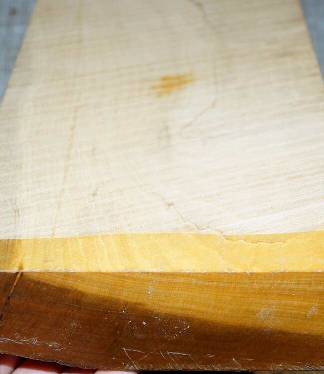 Satin, Zitronenholz, ca. 320 x 160 x 55mm, 2,7kg