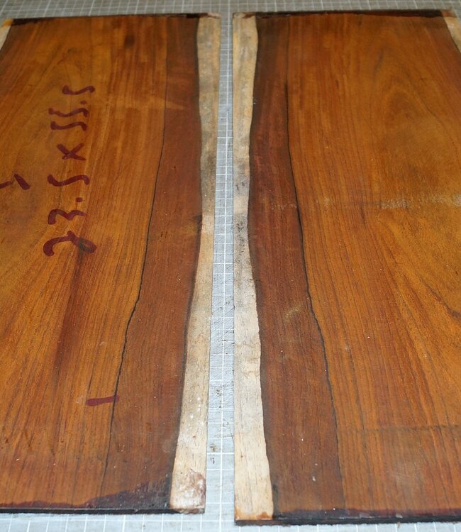Cocobolo rosewood, guitar bottoms, approx. 555 x 230 x 5 mm