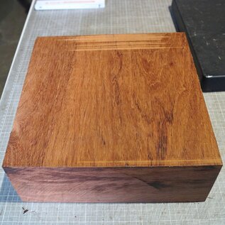Bubinga, approx. 330 x 340 x 120mm