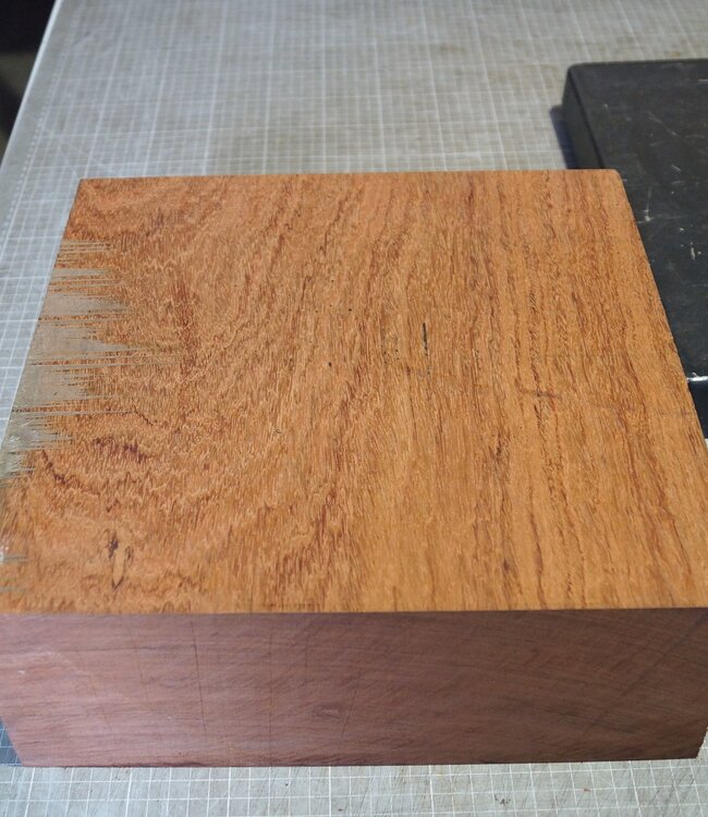 Bubinga, approx. 330 x 340 x 120mm