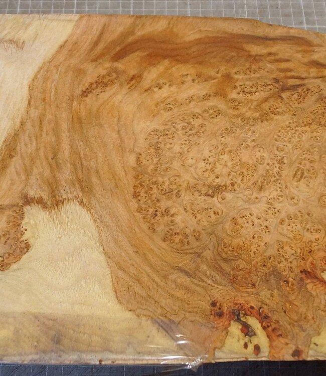 Amboyna Burl, approx. 540 x 280 x 50mm, 4,7kg