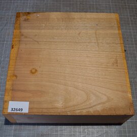 Kirschbaum, ca. 250 x 250 x 80 mm, 2,58 kg