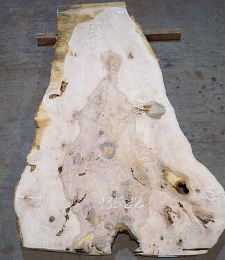 Esche Maser Tischplatte, ca. 2000 x 780/560/1190 x 52 mm, 13522