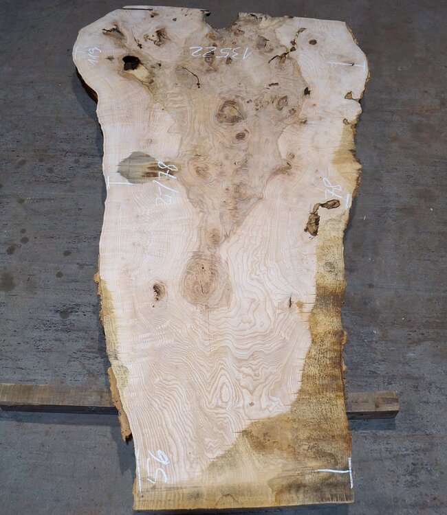 Esche Maser Tischplatte, ca. 2000 x 780/560/1190 x 52 mm, 13522