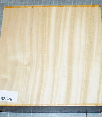 Satinwood, approx. 220 x 215 x 78mm, 3,6kg