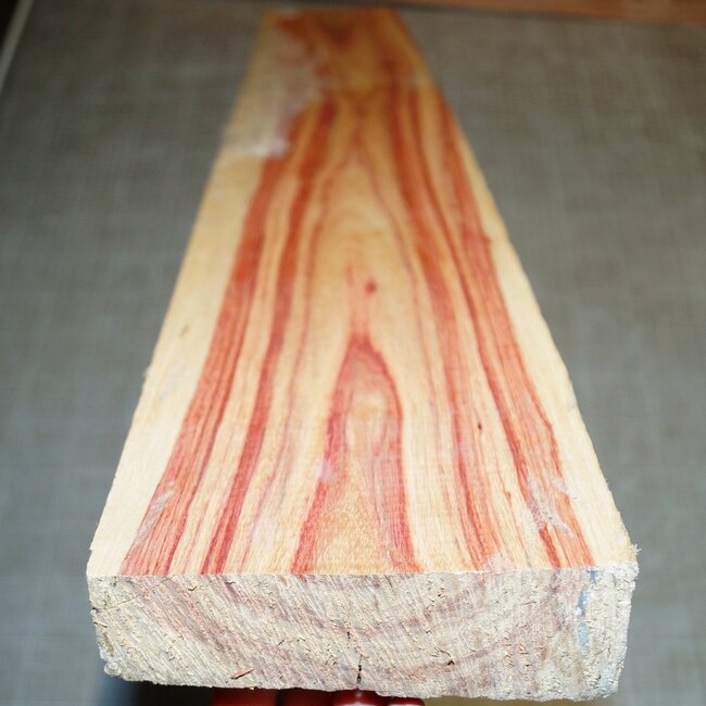 Brazilian Tulipwood, approx. 1050 x 135-150 x 25-35mm, 5,3kg