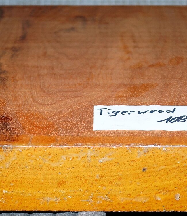 Tigerwood, approx. 350 x 345 x 52mm, 5,9kg