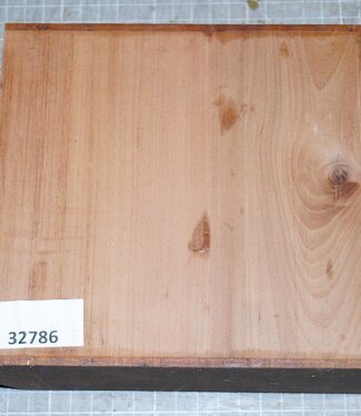 Pearwood, approx. 170 x 165 x 50 mm