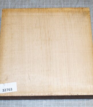 Chestnut, approx. 220 x 220 x 50 mm