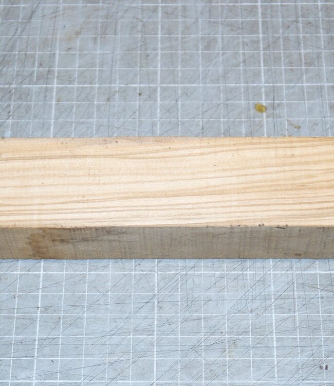 Olive Messergriff, ca. 150 x 40 x 30 mm