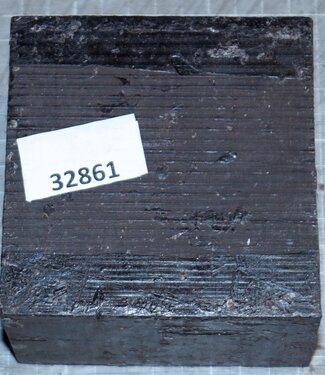 Grenadill, ca. 100 x 95 x 65 mm, 0,9 kg