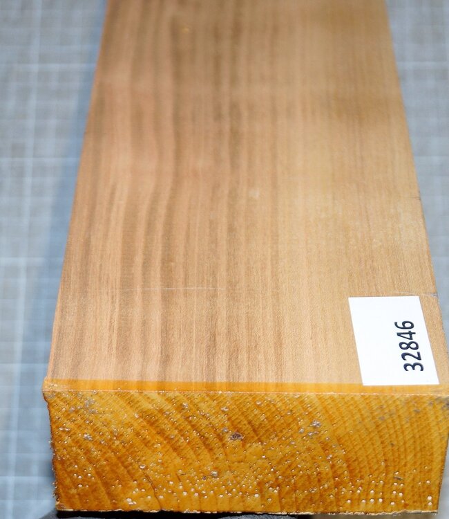 Sweet Cherry, approx. 300 x 110 x 49 mm, 1,1 kg