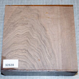European Walnut fiddleback, approx. 190 x 190 x 56 mm, 1,3 kg