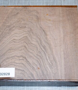 European Walnut fiddleback, approx. 190 x 190 x 56 mm, 1,3 kg