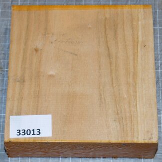 Kirschbaum, ca. 140 x 135 x 48 mm, 0,6 kg