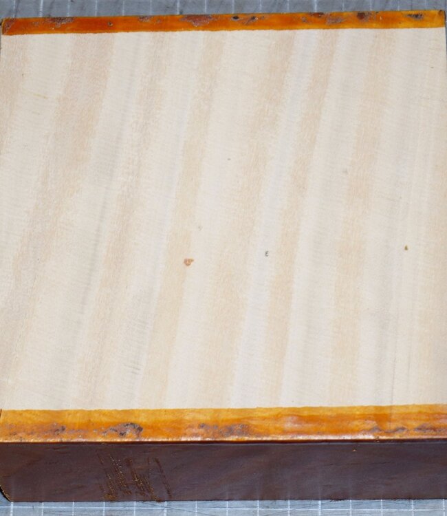 Satinwood, approx. 140 x 140 x 65 mm, 1,3 kg