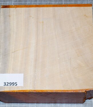 Satin, Zitronenholz, ca. 160 x 160 x 64 mm, 1,5 kg