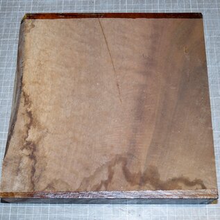 Europ. Walnut fiddleback, approx. 250 x 230 x 49 mm, 2,1 kg