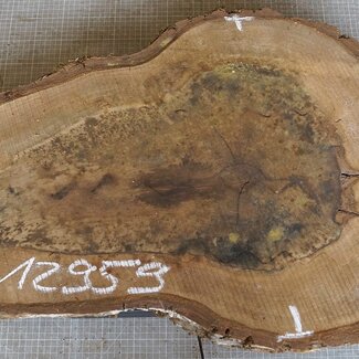 Walnut slab, approx. 720 x 520 x 52 mm, 12959
