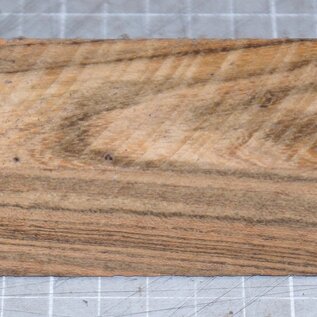 Bocote knife handle, approx. 30 x 40 x 150 mm, 0,2 kg