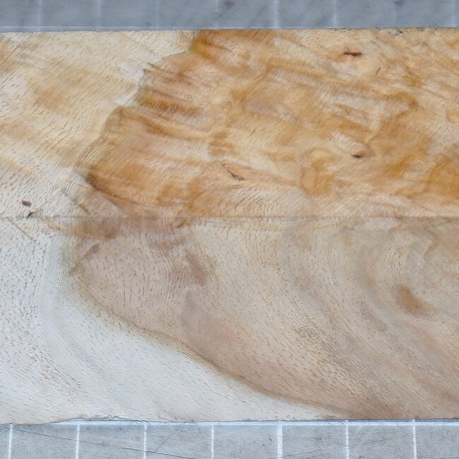 Amboyna burl knife handle, approx. 40 x 40 x 150 mm, 0,2 kg