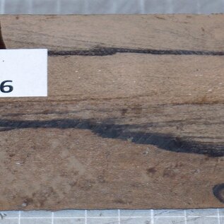 Ziricote knife handle, approx. 40 x 40 x 120 mm, 0,2 kg