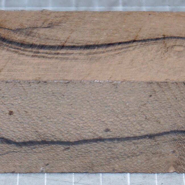 Ziricote knife handle, approx. 40 x 40 x 120 mm, 0,2 kg