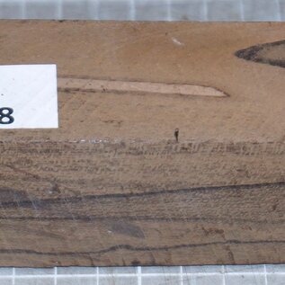 Ziricote knife handle, approx. 40 x 40 x 120 mm, 0,2 kg