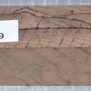 Ziricote knife handle, approx. 40 x 40 x 120 mm, 0,2 kg
