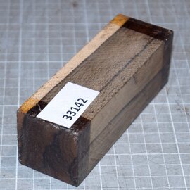 Ziricote knife handle, approx. 40 x 40 x 120 mm, 0,2 kg