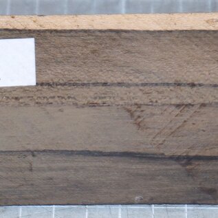 Ziricote knife handle, approx. 40 x 40 x 120 mm, 0,2 kg