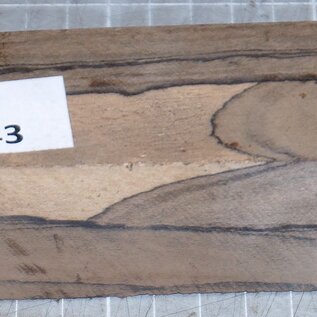 Ziricote knife handle, approx. 40 x 40 x 120 mm, 0,2 kg