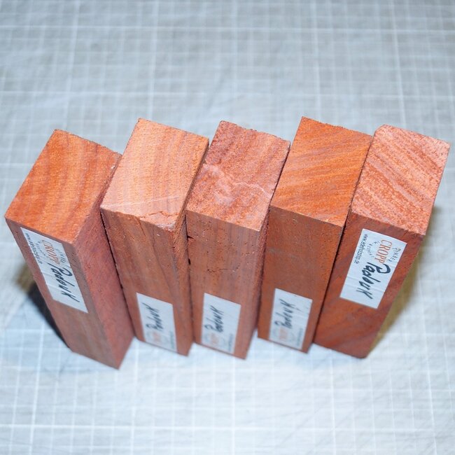 Padouk Messergriff, ca. 150 x 40 x 25 mm, 0,2 kg