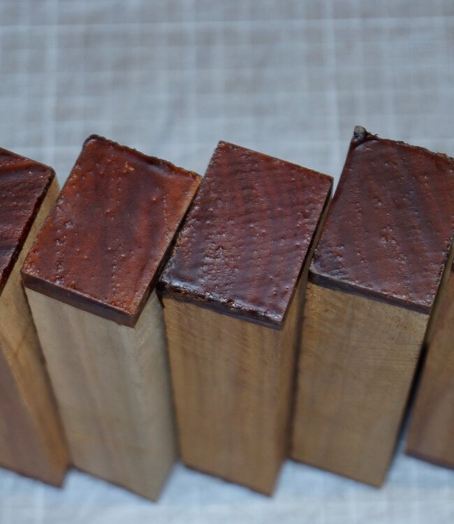 Asiatisches Padouk Messergriff, ca. 150 x 40 x 28 mm, 0,2 kg