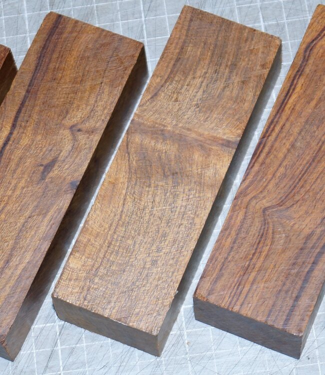 Wüsteneisenholz Messergriff, ca. 130 x 40 x 27 mm, 0,3 kg