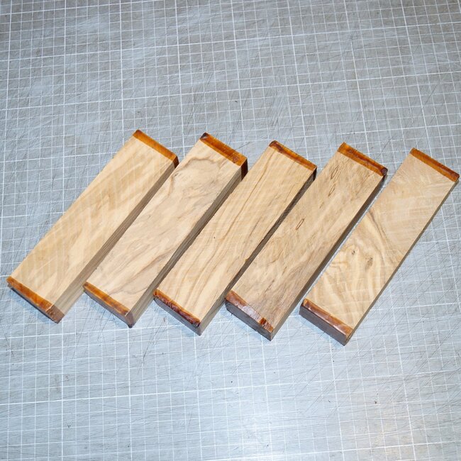 Olive Messergriff, ca. 150 x 40 x 28 mm, 0,2 kg