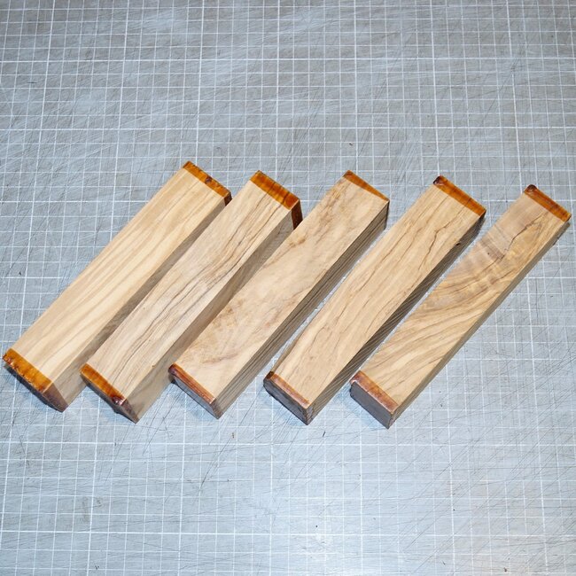 Olive Messergriff, ca. 150 x 40 x 28 mm, 0,2 kg