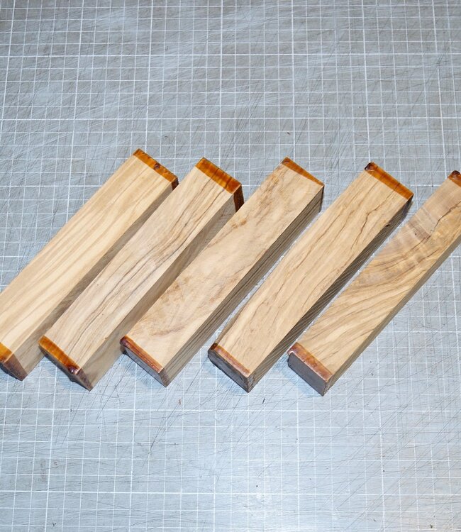 Olive Messergriff, ca. 150 x 40 x 28 mm, 0,2 kg