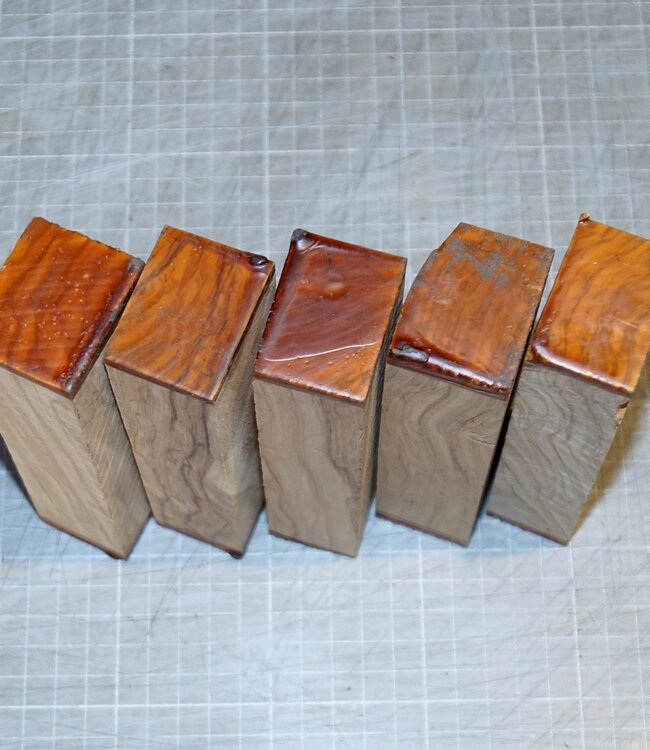 Olive Messergriff, ca. 150 x 40 x 28 mm, 0,2 kg