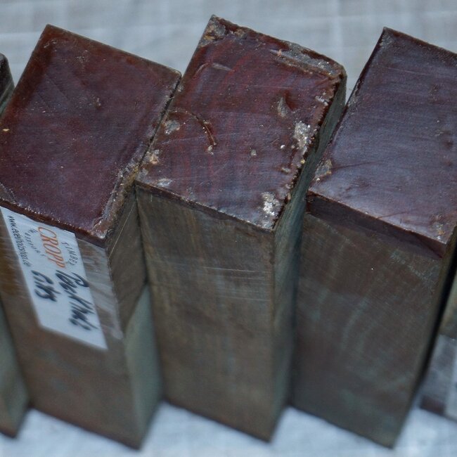 Lignum Vitae knife handle, approx. 150 x 40 x 30 mm, 0,3 kg