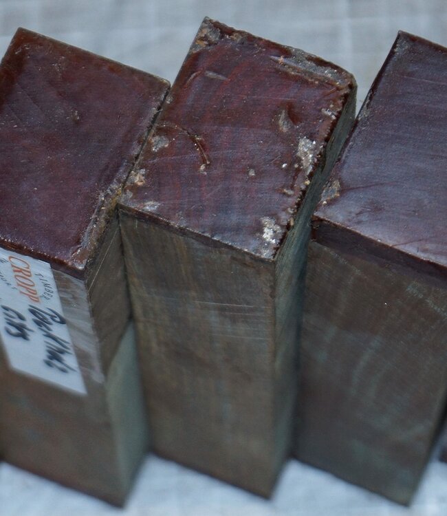 Lignum Vitae knife handle, approx. 150 x 40 x 30 mm, 0,3 kg