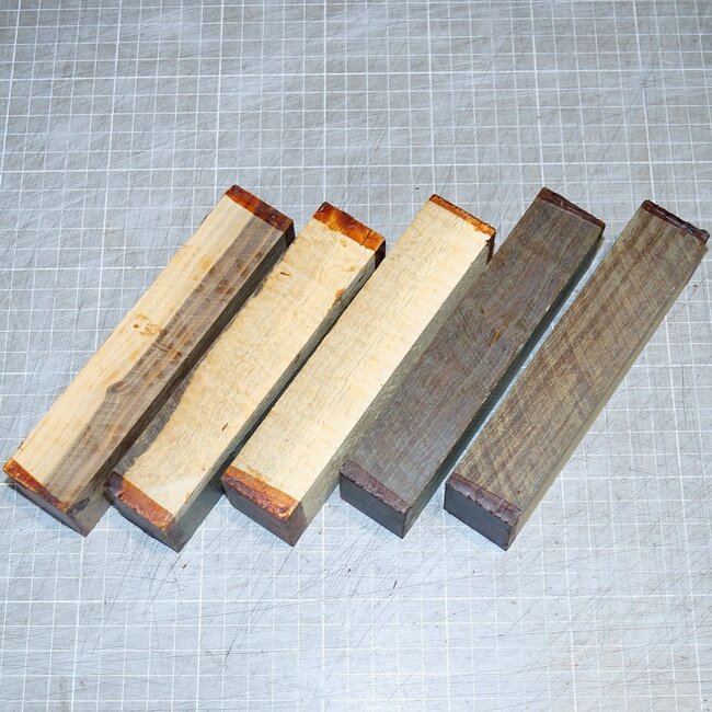 Lignum Vitae with sap knife handle, approx. 150 x 40 x 30 mm, 0,3 kg