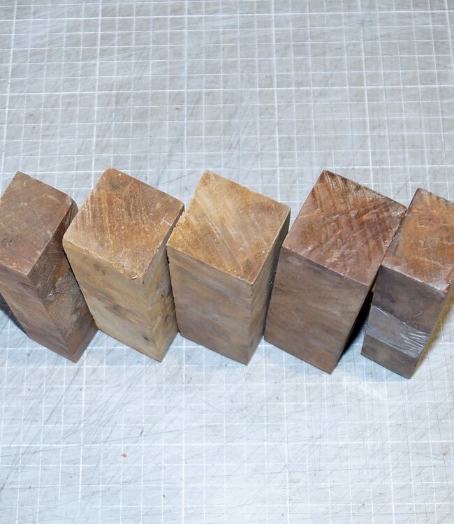 Golden Madrone Messergriff, ca. 120 x 37 x 27 mm, 0,2 kg