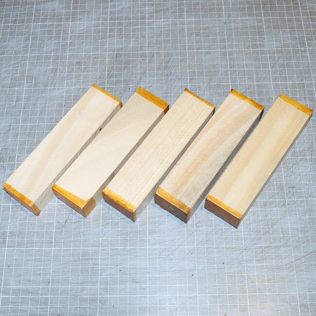 Satinwood knife handle, approx. 150 x 40 x 30 mm, 0,3 kg