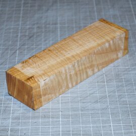 Ash fiddleback knife handle, approx. 150 x 40 x 30 mm, 0,2 kg