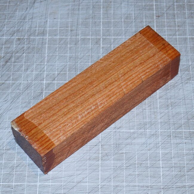 Pao Rosa knife handle, approx. 145 x 40 x 30 mm, 0,3 kg